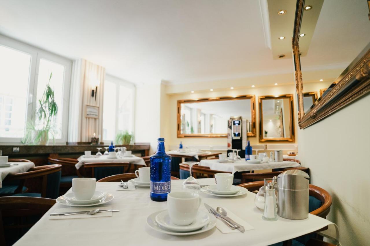 Altstadt Hotel St. Georg Дюссельдорф Екстер'єр фото