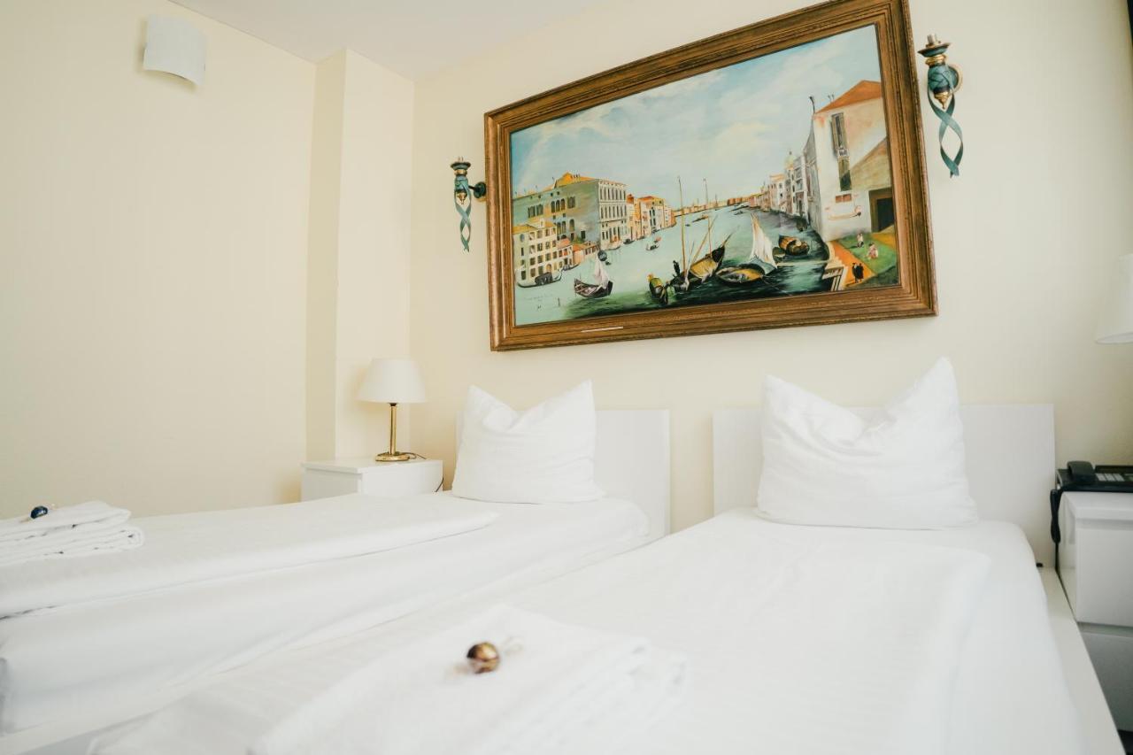 Altstadt Hotel St. Georg Дюссельдорф Екстер'єр фото