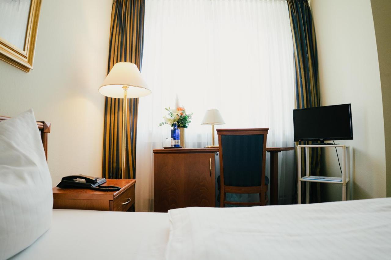 Altstadt Hotel St. Georg Дюссельдорф Екстер'єр фото